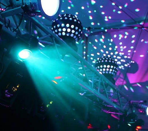 Dynamic party lighting transforming a venue